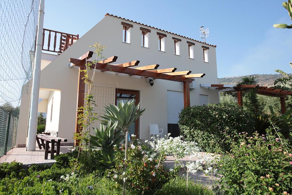 Hotel Maremonti Joppolo Экстерьер фото
